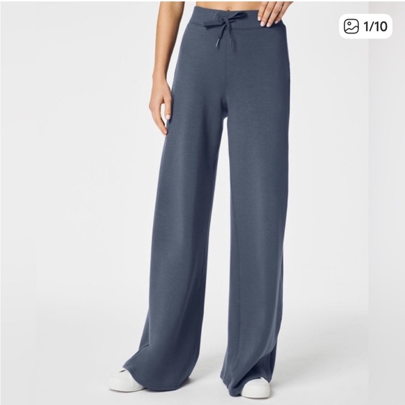 SPANX AirEssentials Wide Leg Pant in Dark Storm | Small Petite - Picture 1 of 8